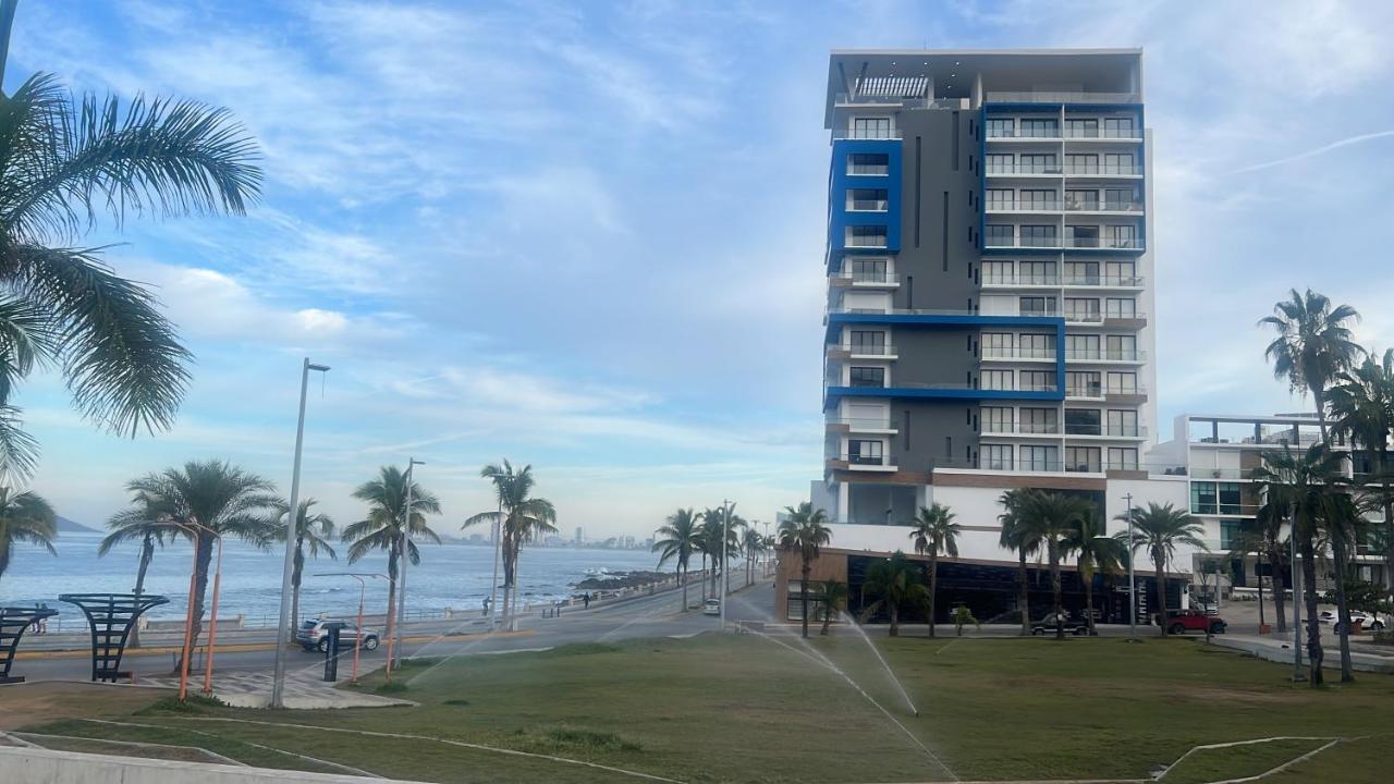 Malecón Vista al mar Alberca Infinity Jacuzzi Gym Mazatlán Exterior foto